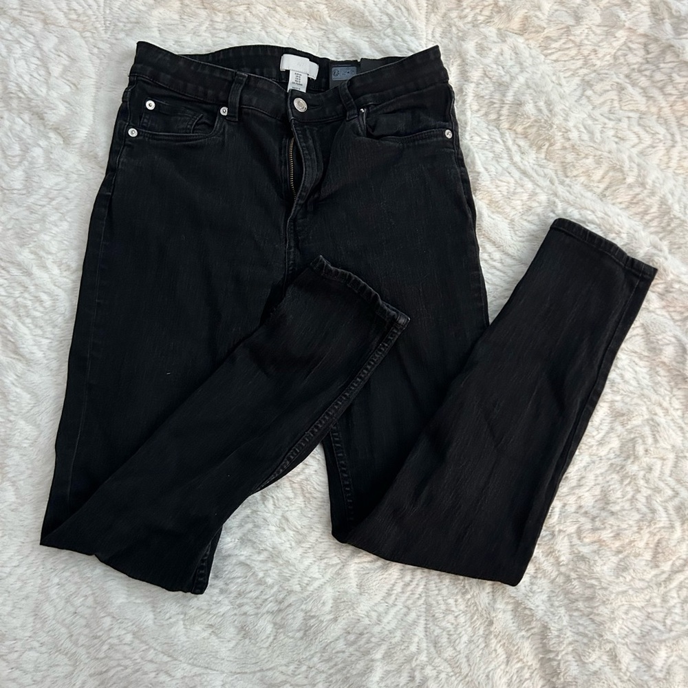 H&M Women's Classic Black Skinny Jeans